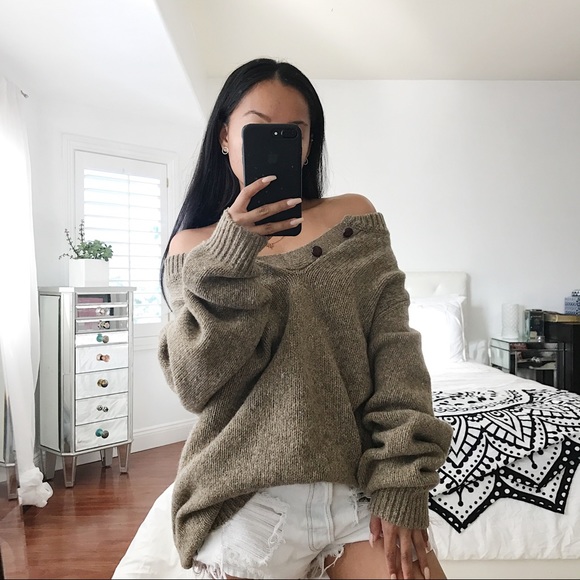 🍂The Jameson🍂 - Picture 3 of 6